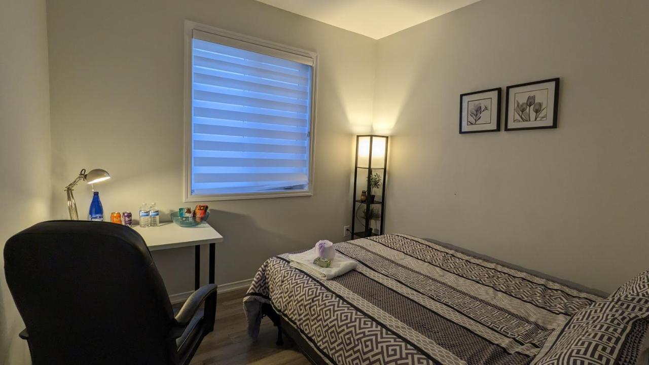 The Warm Welcome Suite Thorold ภายนอก รูปภาพ