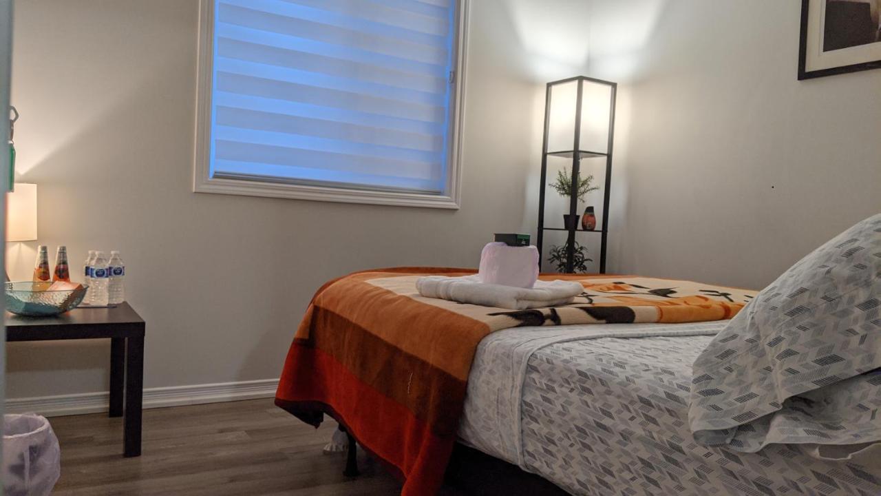 The Warm Welcome Suite Thorold ภายนอก รูปภาพ